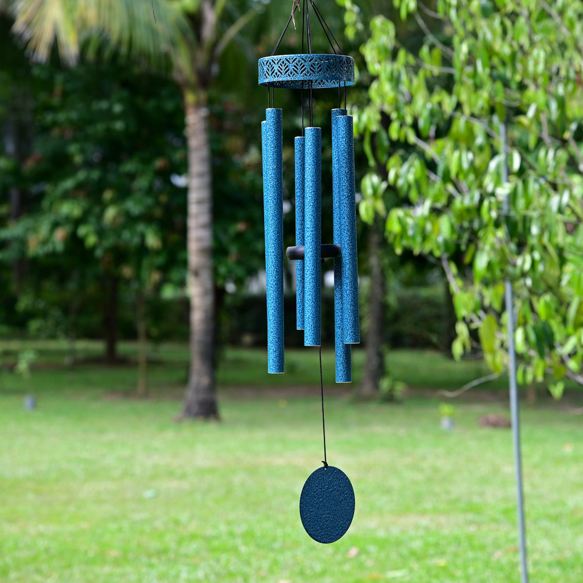 38 in Water Vein Blue Leaf Cut Deep Tone Wind Chime